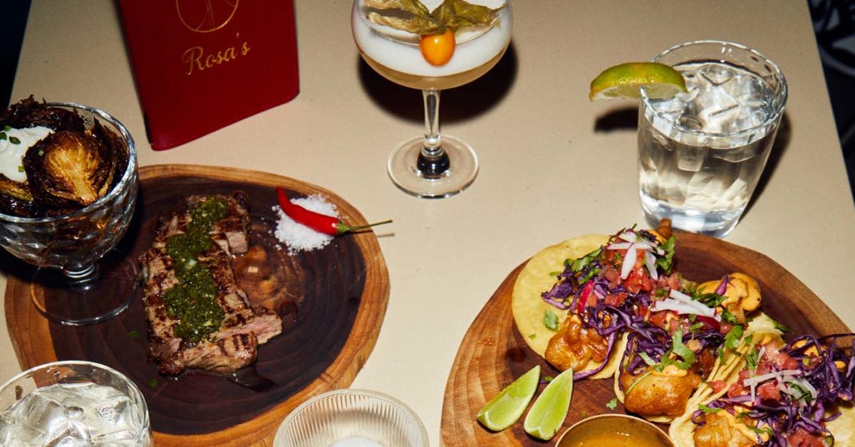 罗莎的新拉丁美洲餐厅和鸡尾酒吧的菜单上有什么？